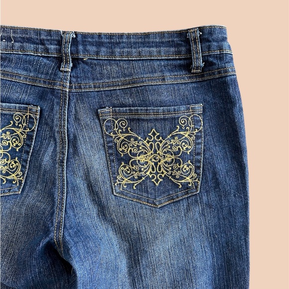 SouthPole Jeans Women’s 13 Medium Wash Denim Capri Pants Mid Rise 34x22 Y2K VTG - Picture 2 of 8